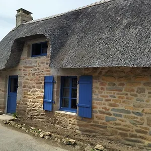 Ferienhaus Chaumiere Typique Proche Plage 1-4pers Ty Plouz, Névez