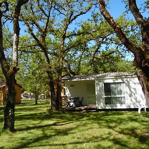  Camping Les Paillotes France